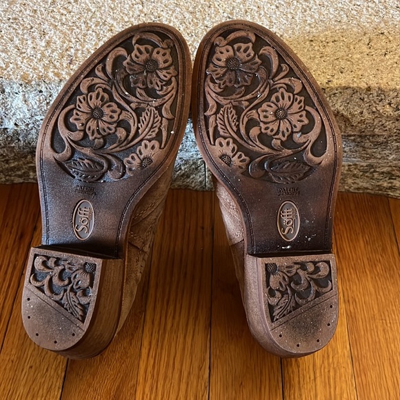 Soft Leather Upper Western Style Ankle Boot Size 6 🐴 - Picture 5 of 6